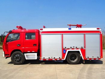 3.5噸東風大多利卡泡沫消防車